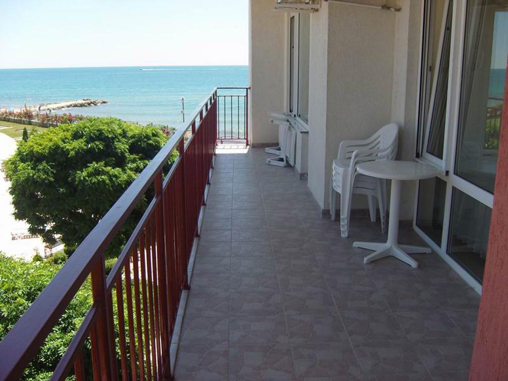 Gt Privilege Fort Beach Apartments Burgas-provinsen Eksteriør bilde