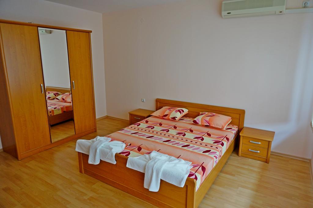 Gt Privilege Fort Beach Apartments Burgas-provinsen Eksteriør bilde